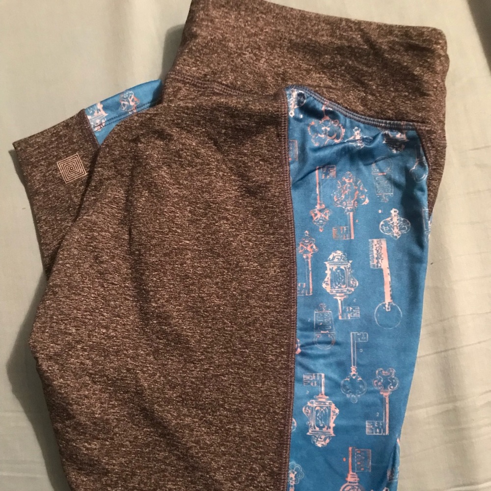 Lularoe Jordan full length yoga pants